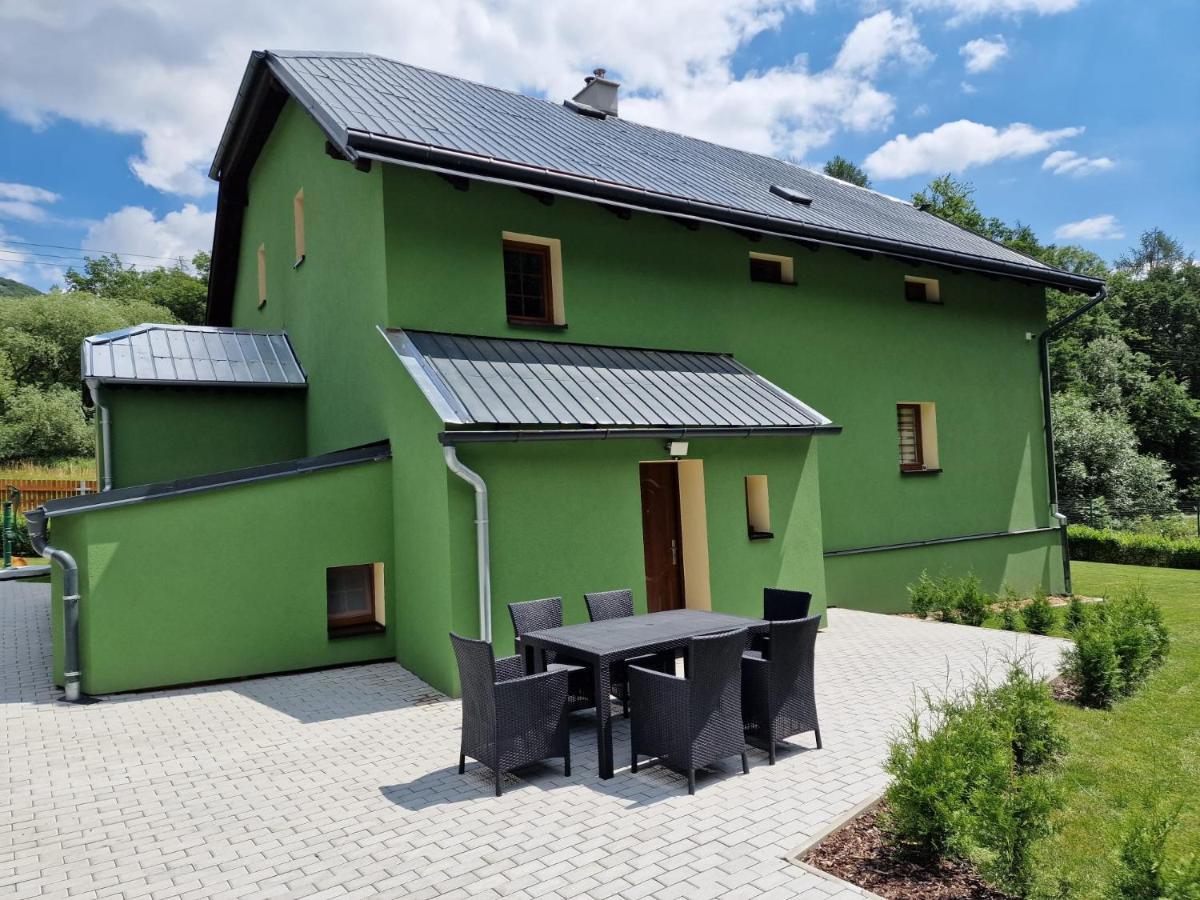 Hajenka Villa Trebivlice Екстериор снимка